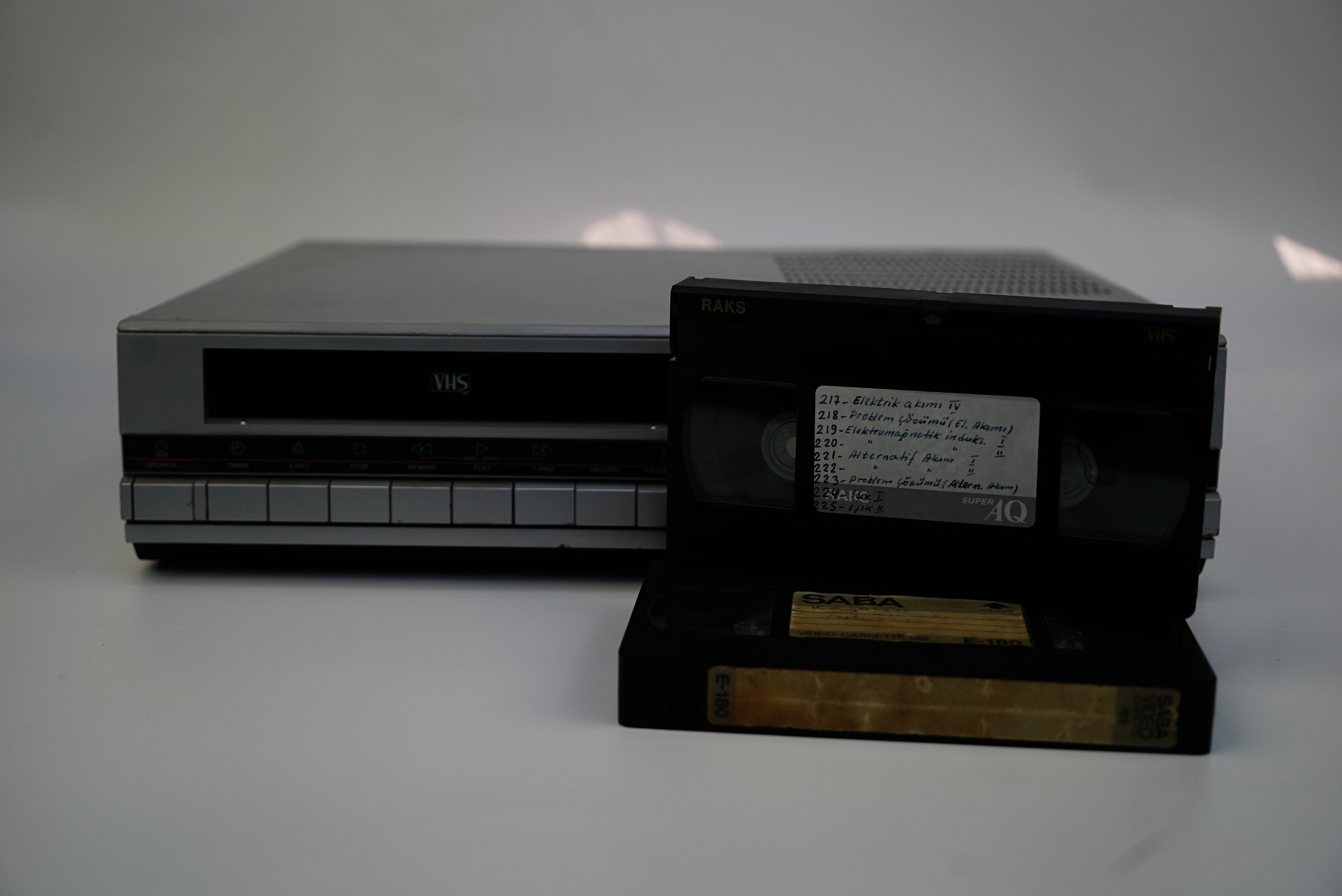 VHS Video Kaset ve Oynatıcı