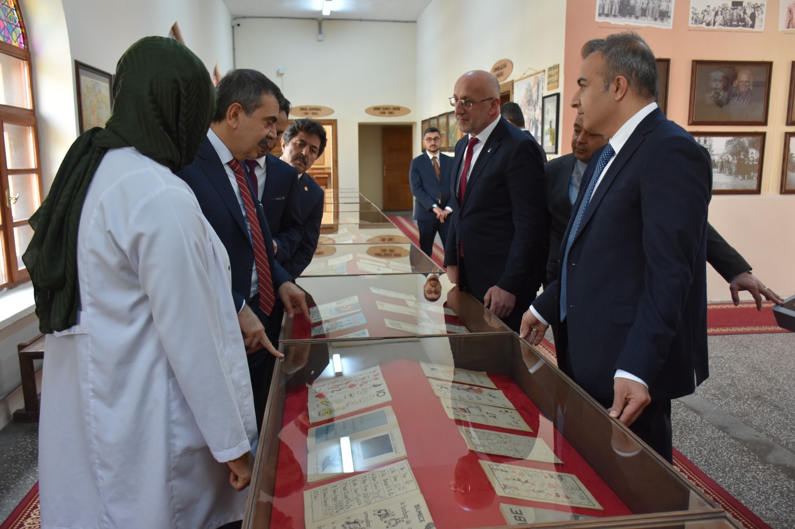 Millî Eğitim Bakanı Yusuf Tekin’den Gazi Kültür ve Sanat Merkezi’ne Ziyaret