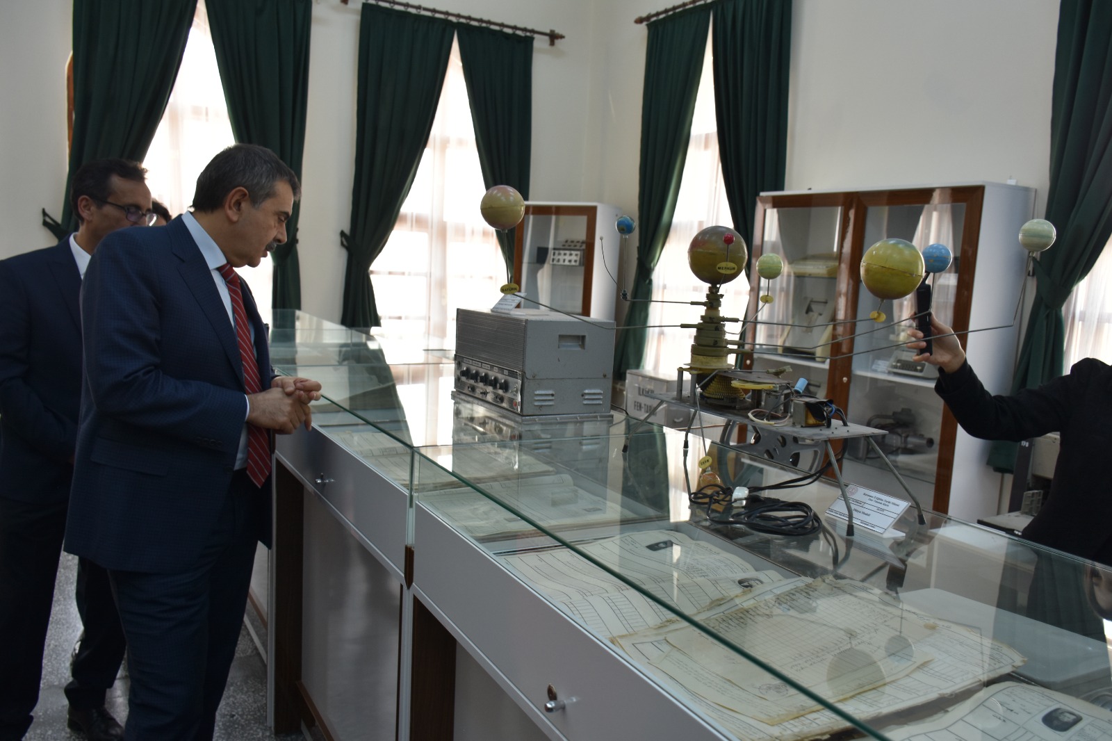 Millî Eğitim Bakanı Yusuf Tekin’den Gazi Kültür ve Sanat Merkezi’ne Ziyaret