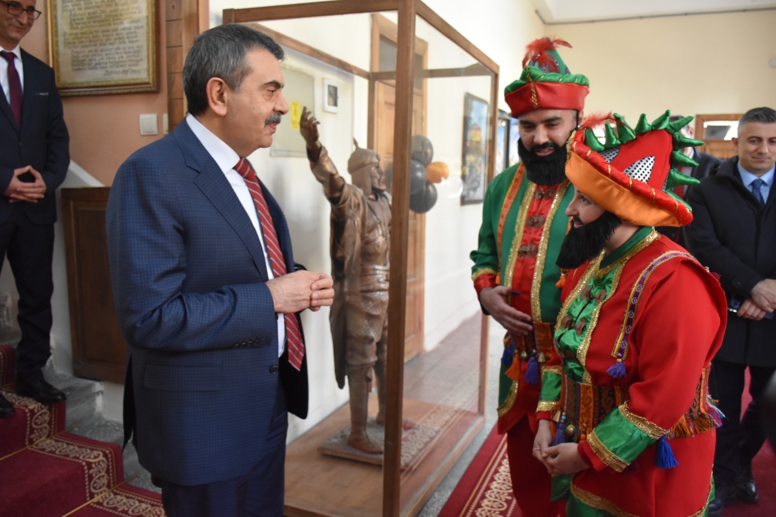 Millî Eğitim Bakanı Yusuf Tekin’den Gazi Kültür ve Sanat Merkezi’ne Ziyaret